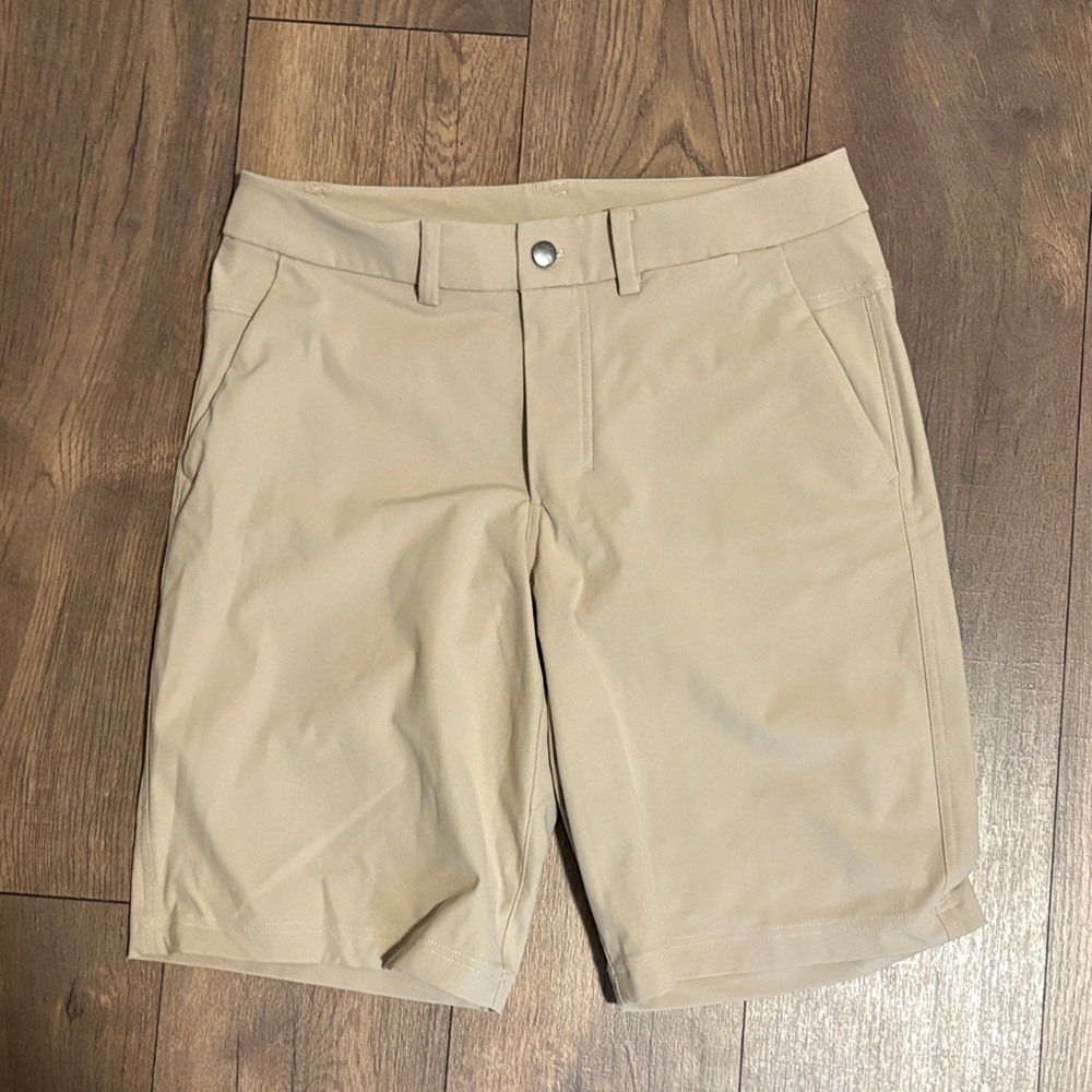 lululemon athletica Men's Beige Flat Front Shorts